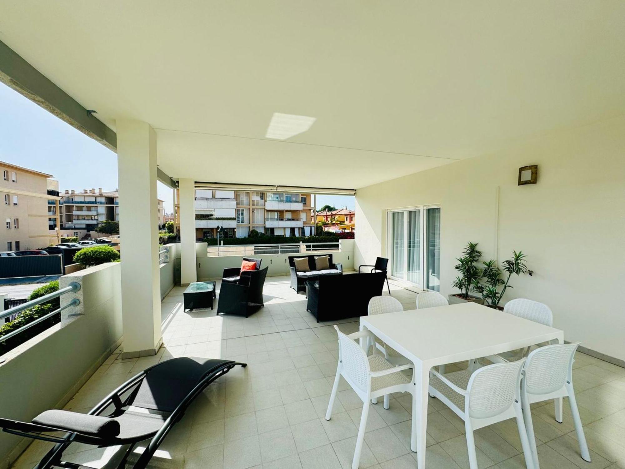 Casa La Camelia Con Piscina Grupo Ac Gestion Apartment El Puerto de Santa Maria